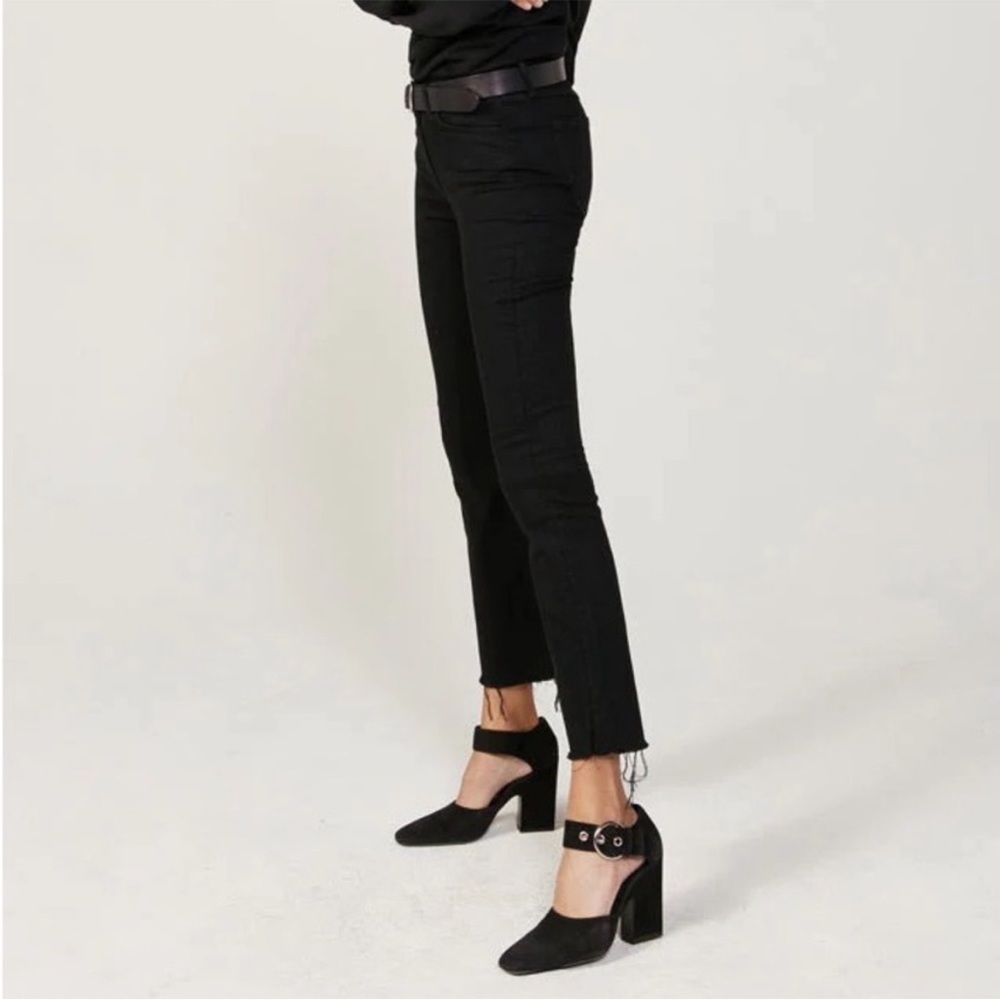 3X1 NYC Crop Baby Boot Mid Rise Frayed Jeans Black Tear Style W25CB0191 Size 26